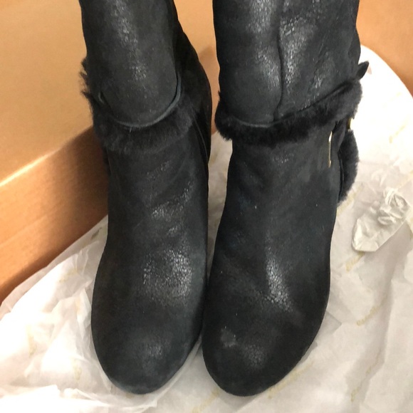 Shearling Boots - Picture 4 of 5